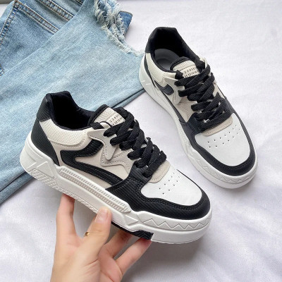 Thick Sole Low-top Sneakers 102