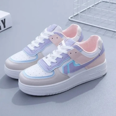 Chunky Lettered Casual Sneakers 111